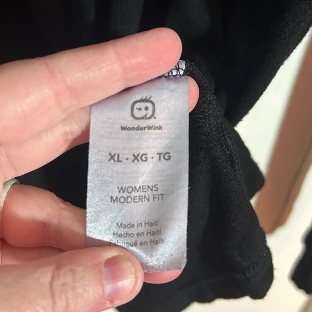 WonderWink Womens XL Black Long Sleeve Scrub Layering Top Modern - Picture 3 of 4
